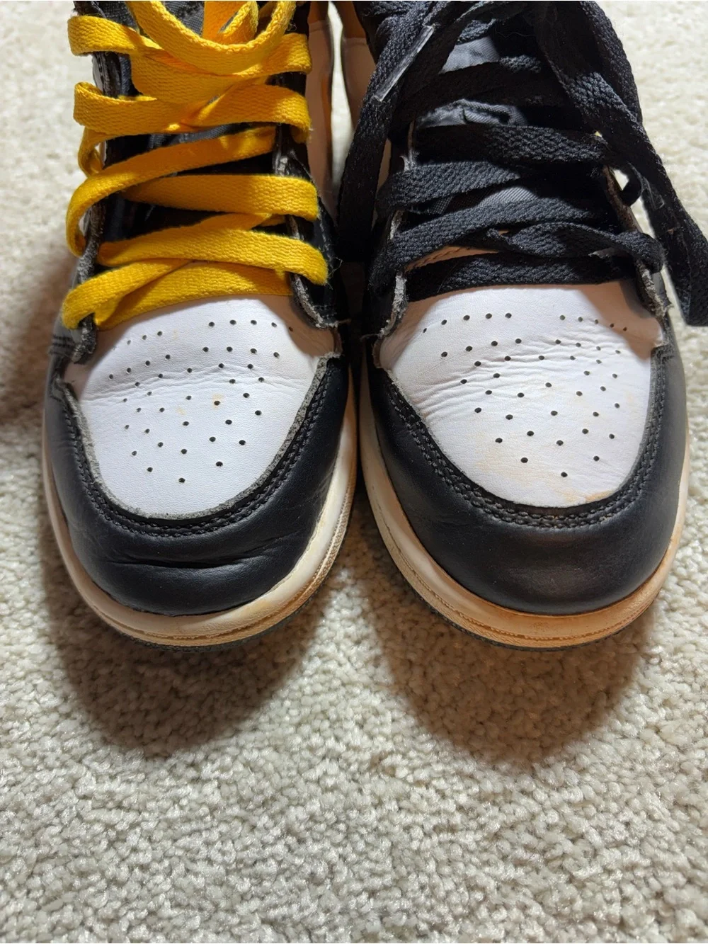 Nike Air Jordan 1 Retro Mid Pollen White Black 554724-177 Sz 3Y Boys Kids